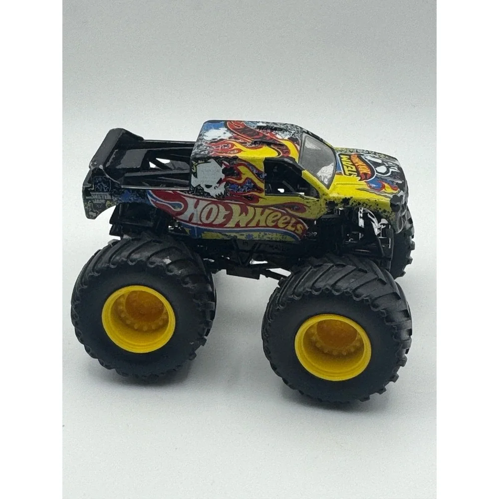 Hot Wheels Monster Truck‎ Team Hot Wheels Firestorm Diecast Toy Vehicle